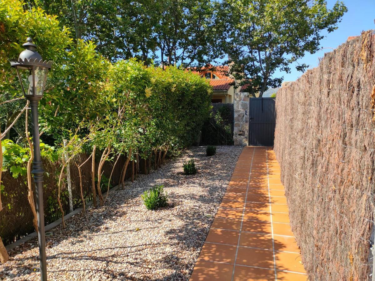 Chalet Loft Abantos - 120m2 más Terraza y Jardín Independiente San Lorenzo de El Escorial Esterno foto